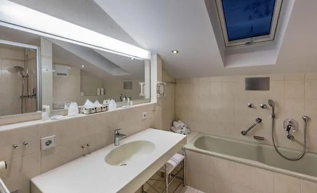 Landgasthaus & Kurfer Hof 3* Bad Endorf